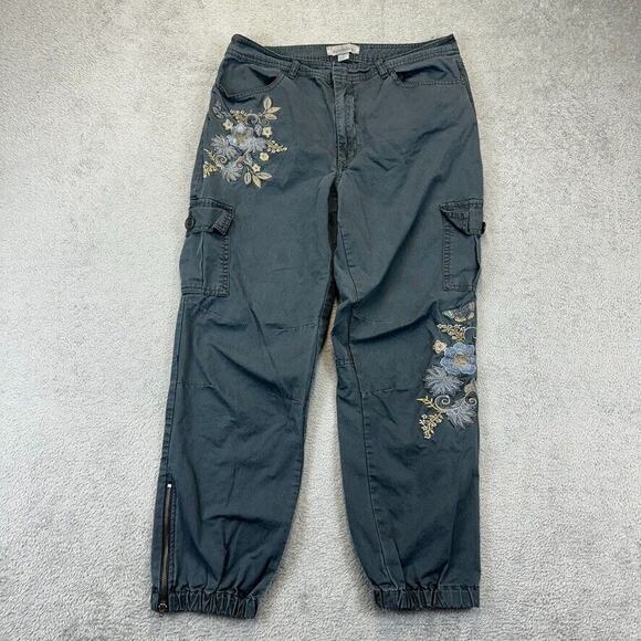 Sundance Vivant Embroidered Cargo Joggers Gray Floral Womens Size 8 Boho - Picture 1 of 7